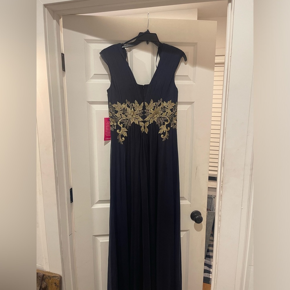 Floor length dress. Bought from Dillard’s.